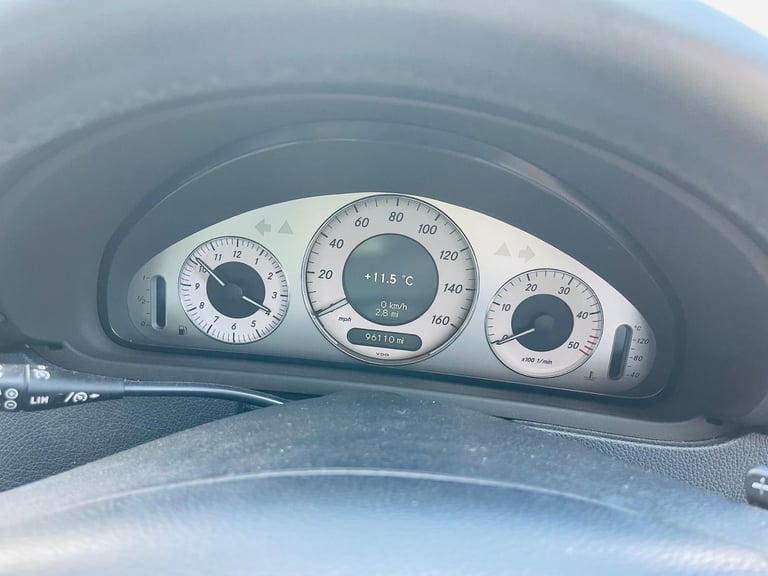 Mercedes-Benz CLK220 2.2TD CDI auto Sport AMG