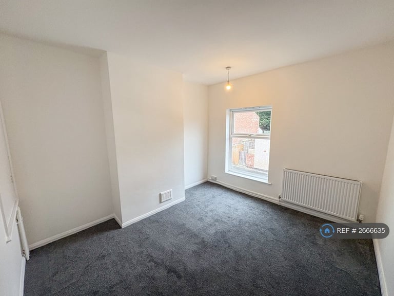 2 bedroom house in Canal Street, Ilkeston, DE7 (2 bed) (#2666635)