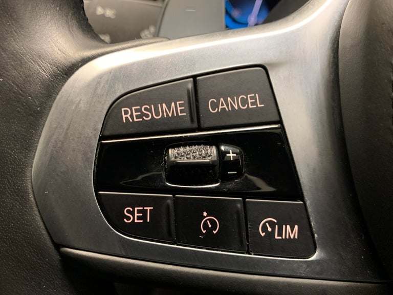 2020 BMW 3 Series 2.0 330e 12kWh M Sport Saloon 4dr Petrol Plug-in Hybrid Auto Euro 6 (s/s) ( Sal...