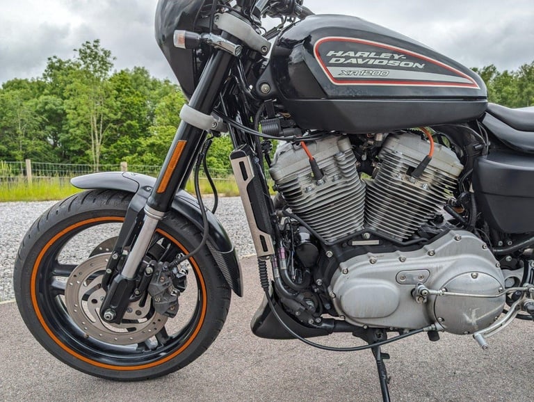 2011 HARLEY-DAVIDSON XR1200