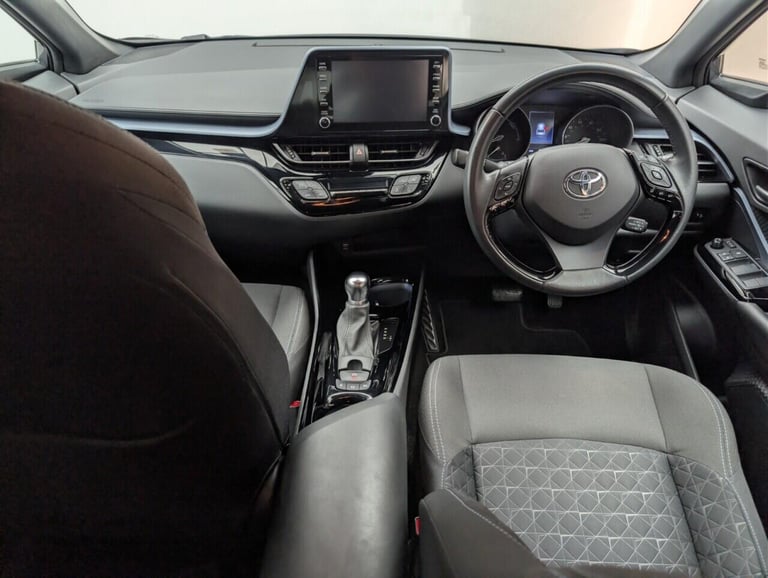 2021 Toyota C-HR 2.0 VVT-h GPF Design SUV 5dr Petrol Hybrid CVT Euro 6 (s/s) (184 ps) - SAT  HATC...