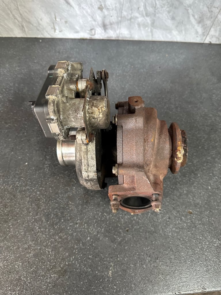 Land Rover Turbo Charger Unit TD4