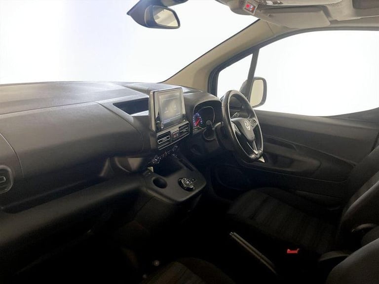 2021 Vauxhall Combo Life 1.2 Turbo SE Auto Euro 6 (s/s) 5dr (7 Seat) Automatic MPV Petrol Automatic