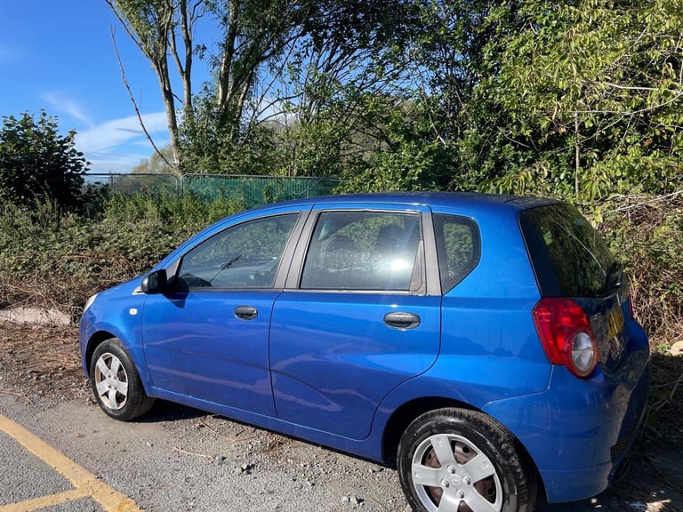 CHEVROLET AVEO 1.2 11 REG BLUE 5 DOOR GENUINE 30249 MOT JUNE 27TH 2026 TAX £165 LOW INSURANCE 50+MPG