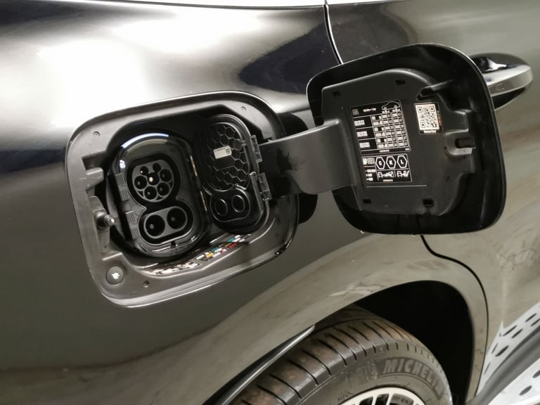 2021 Mercedes-Benz EQC EQC 400 80kWh AMG Line (Premium Plus) SUV 5dr Electric Auto 4MATIC (408 ps...