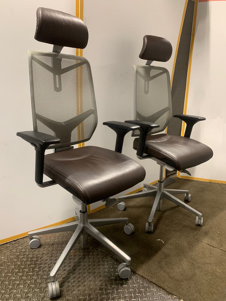 image for Orangebox Giroflex Director  chair with headrest (2 available)