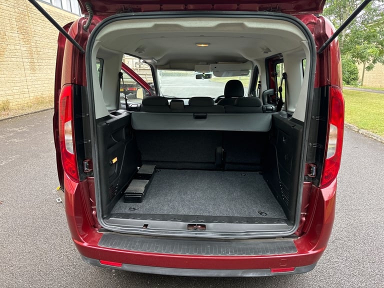  1.6 Multijet 95 Easy 5dr, Wheelchair Accessible Vehicle, WAV