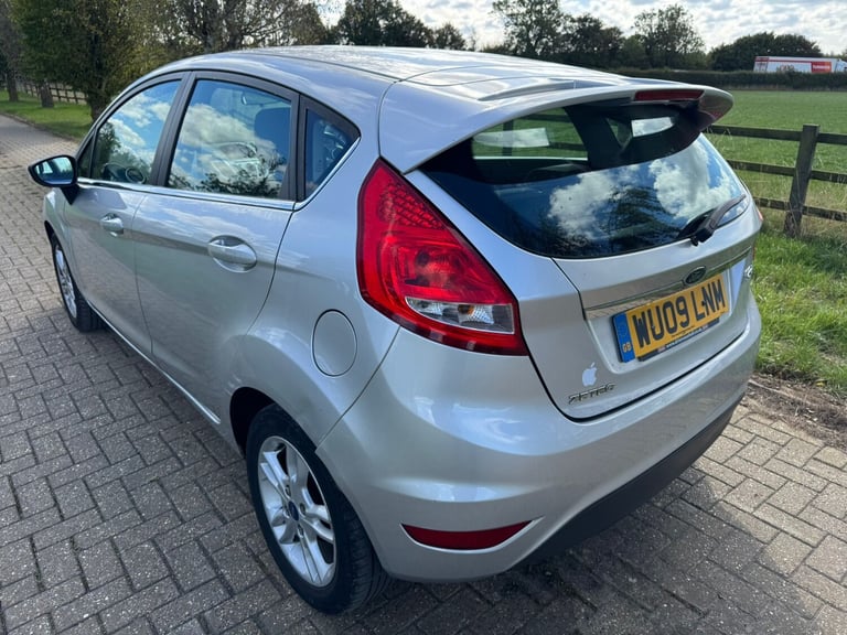 2009 Ford Fiesta 2009 Ford Fiesta 1.4 petrol | 5 spd manual 5dr HATCHBACK Petrol Manual - Image 4