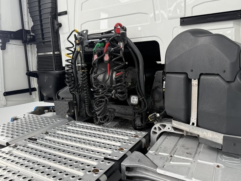 VolvoFH540,XL,SIDE SKIRTS ,AIR HORNS , FRONT AIR SUSP,TWIN FUEL TANKS 