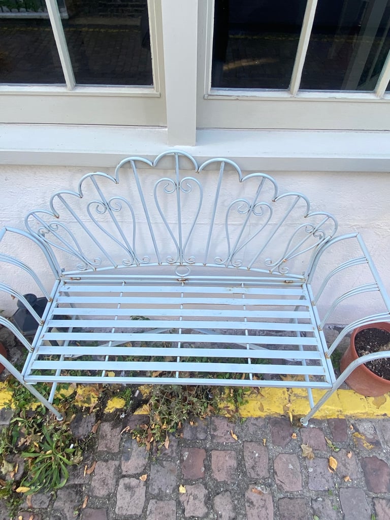 Garden bench