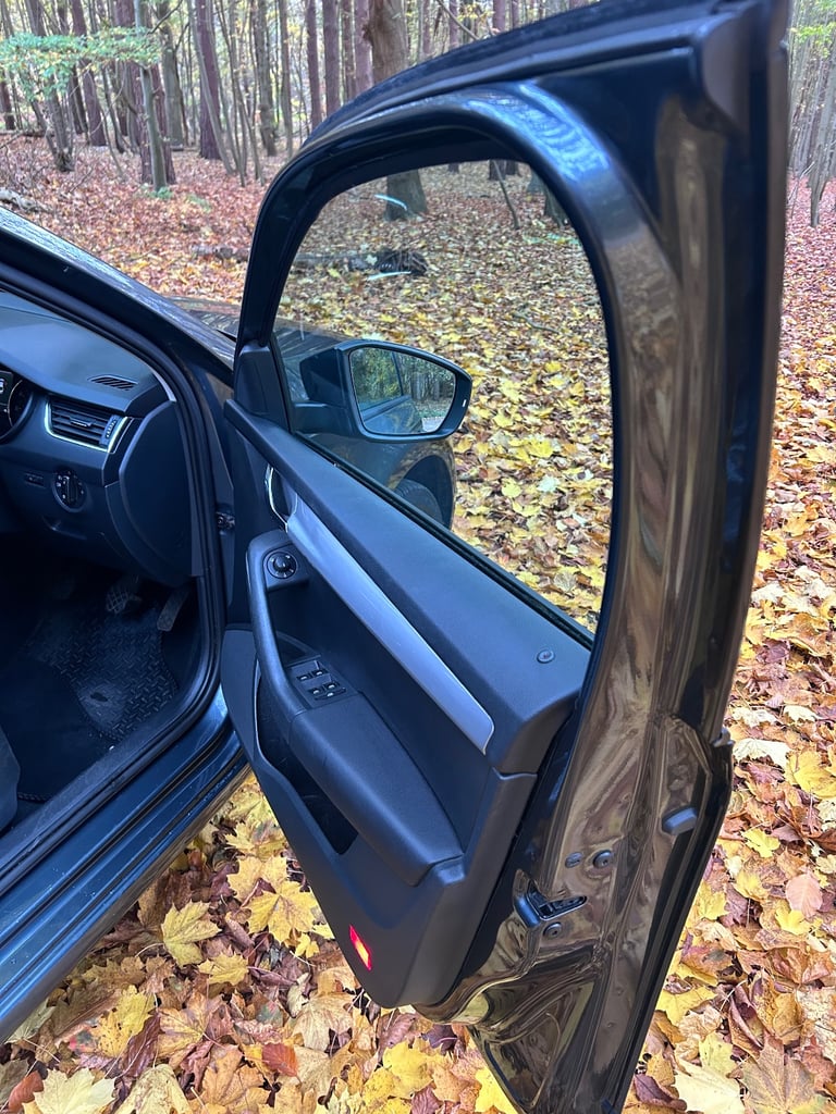 SKODA OCTAVIA ELEGANCE TDI CR 2014 FOR SPARES AND REPAIRS, COOLANT ISSUE