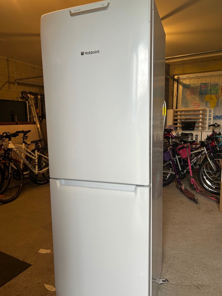 Hotpoint fridge freezer