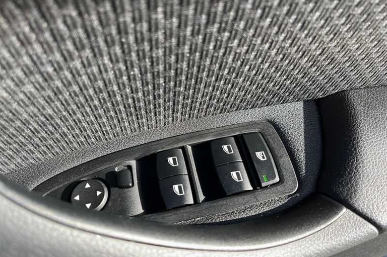 2018 BMW X1 sDrive 20i SE 5dr Step Auto ESTATE PETROL Automatic