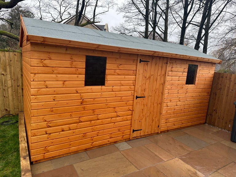 16 x8 apex single door x2 windows 