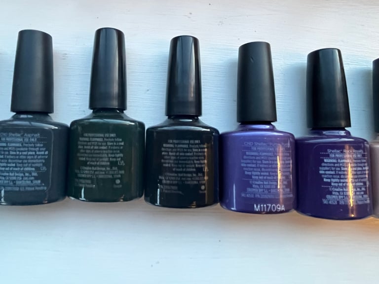 LOT OF CND SHELLAC NAIL POLISH