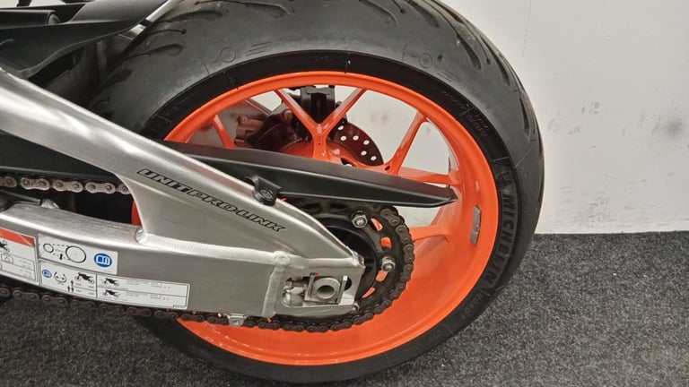 HONDA CBR1000RR REPOSOL ** FANTASTIC CONDITION - VERY LOW MILEAGE **