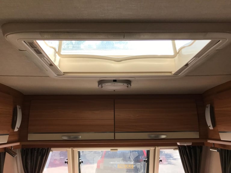 Quasar Lunar 524