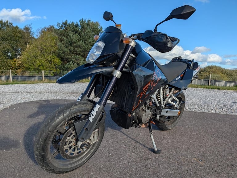 2005 KTM 950 SUPERMOTO
