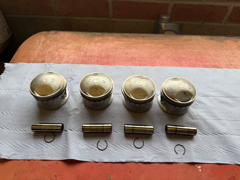 image for Suzuki GS1000 Piston Kit 0.5mm 0/s