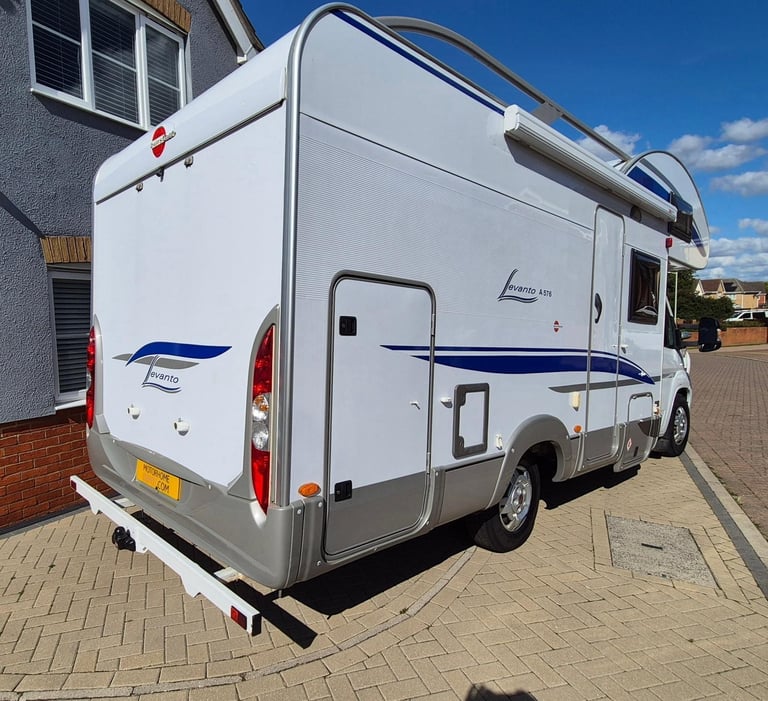 Burstner Levanto A576, 2008, Manual, 6 berth, 4 belts, bunk beds, air suspension