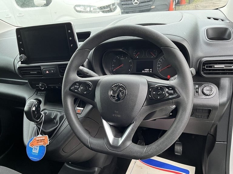 2021 Vauxhall Combo 2300 1.5 Turbo D 100ps H1 Sportive Van PANEL VAN DIESEL Manual