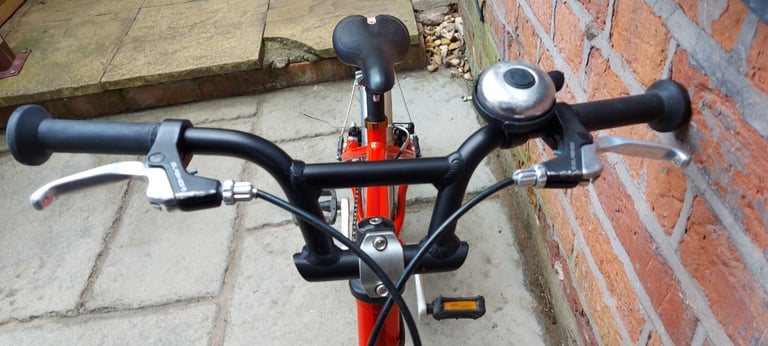 Islabike cnoc 16" wheel