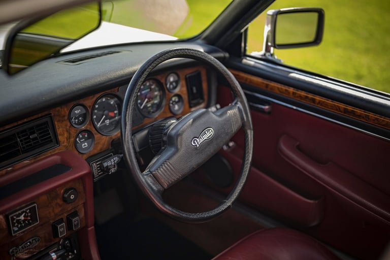 1984 Daimler 4.2  PETROL Automatic