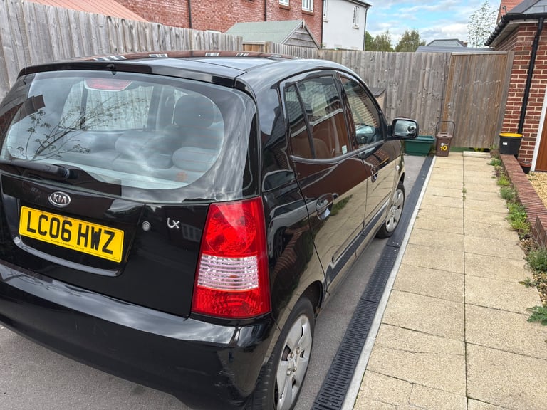 Kia Picanto with brand new mot - Image 18