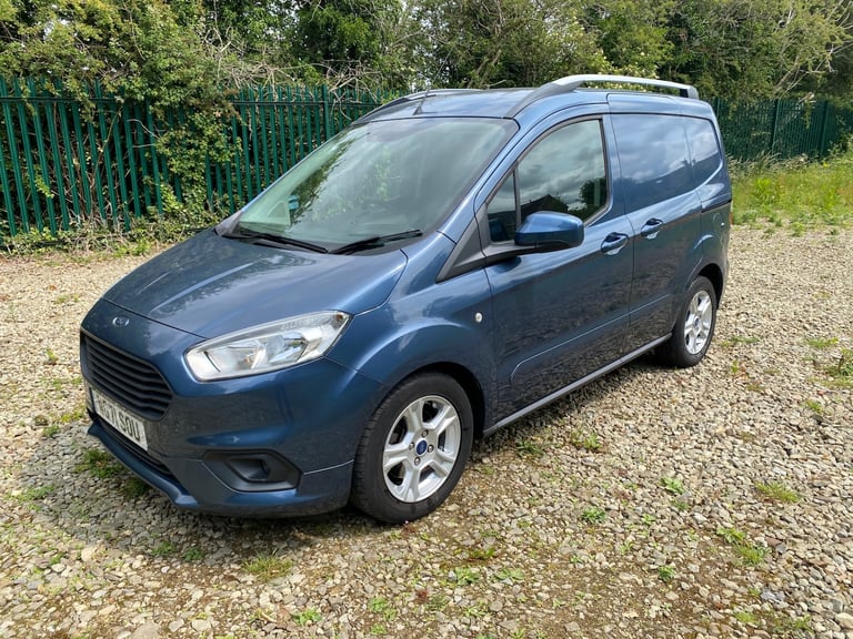 2021 Ford Transit Courier 1.0 EcoBoost  - TOP SPEC Limited Model - NO VAT - ONLY 25K - 3 SERVICES...