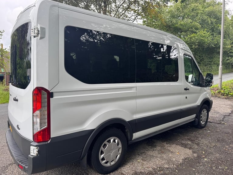 FORD TRANSIT MINIBUS, 12 SEAT TREND, 2.2, WHITE. EU 6 / ULEZ COMP. A/C. INC VAT