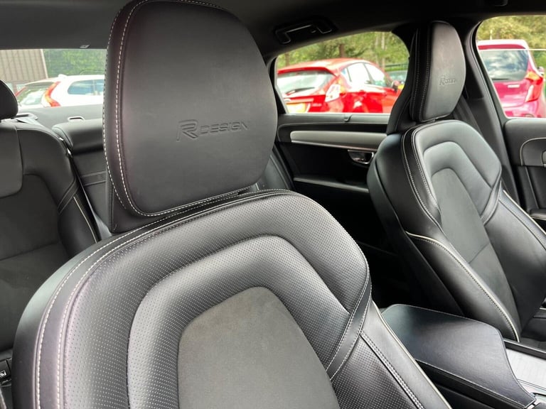 VOLVO S90 2.0 T4 GPF R-Design Auto Euro 6 (s/s) 4dr 2019