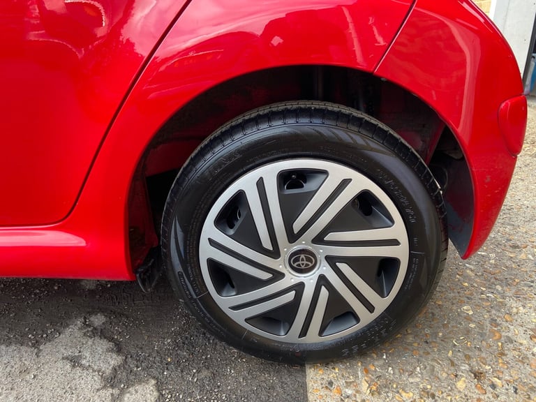 2009 Toyota Aygo 1.0 VVT-i + Hatchback 5dr Petrol Manual Euro 4 (67 bhp)