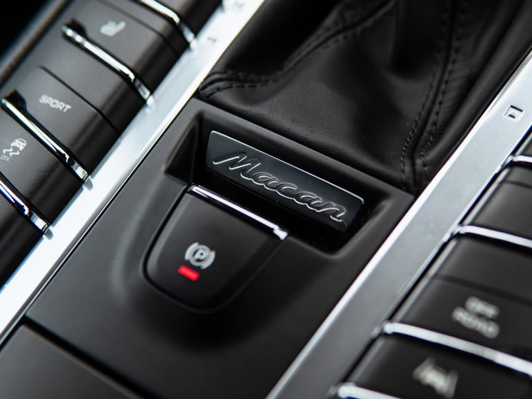 2017 Porsche Macan 3.0 TD V6 S SUV 5dr Diesel PDK 4WD Euro 6 (s/s) (258 ps)