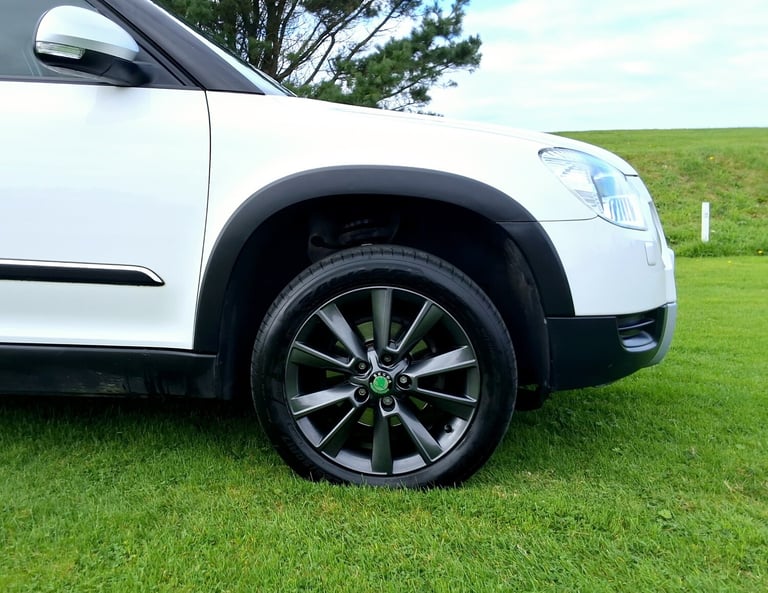 2012 Skoda Yeti 1.2 TSI Urban 5dr HATCHBACK Petrol Manual