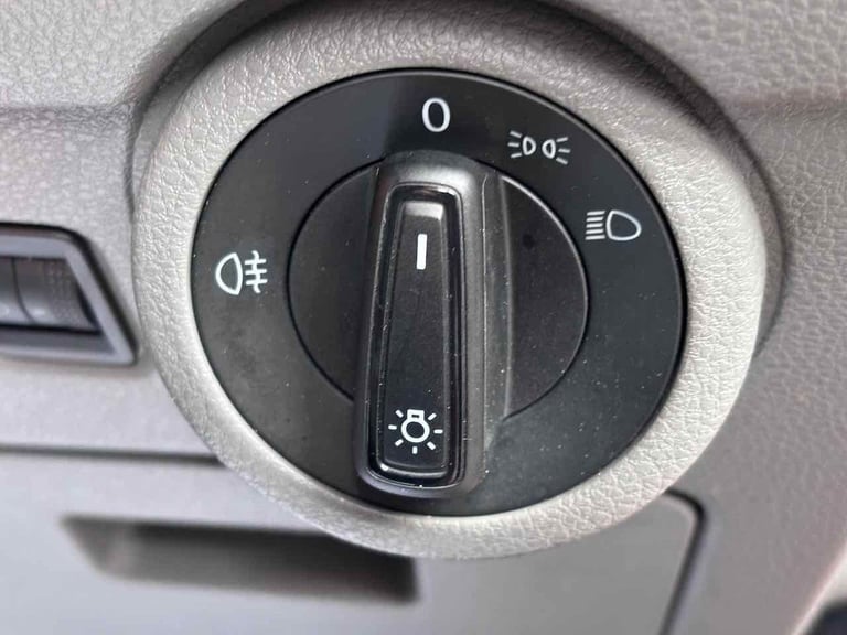 2021 Volkswagen Transporter 2.0 TDI T30 Startline Panel Van 5dr Diesel DSG FWD SWB Euro 6 (s/s) (...