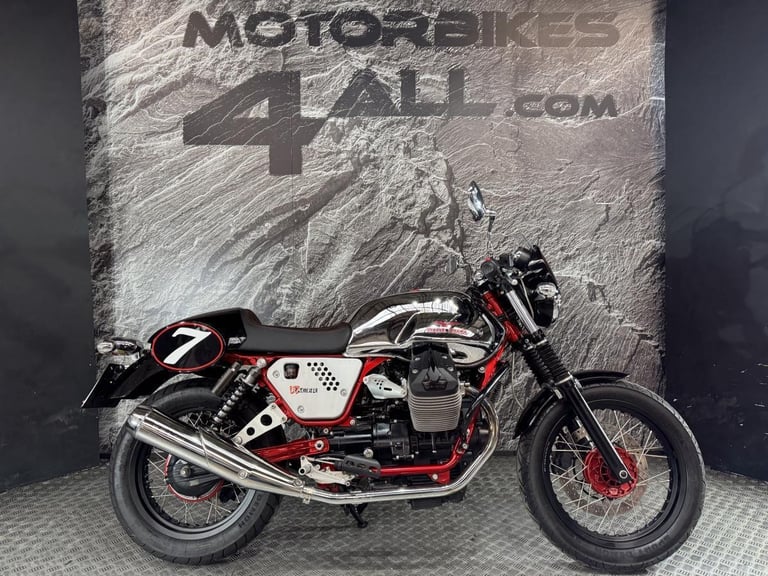MOTO GUZZI V7 RACER 2013