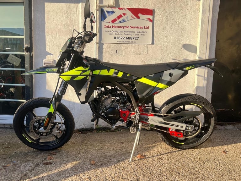 NEW FANTIC XM50 SUPERMOTO 2025 50cc