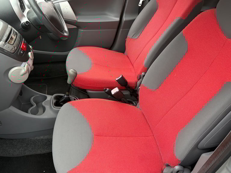 Peugeot, 107, Hatchback, 2007, Manual, 998 (cc), 5 doors