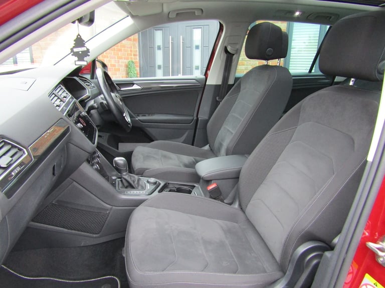 2017 Volkswagen Tiguan 2.0 TSi 180 4Motion SEL 5dr DSG ESTATE Petrol Automatic