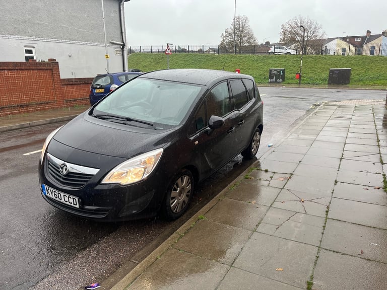 VAUXHALL MERIVA MPV 1.4 PETROL BLACK LOW MILAGE PORTSMOUTH 
