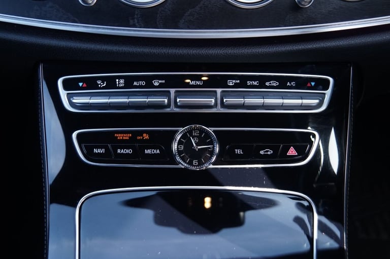 2017 Mercedes-Benz E Class 2.0 E220d AMG Line Estate 5dr Diesel G-Tronic+ Euro 6 (s/s) (194 ps) E...