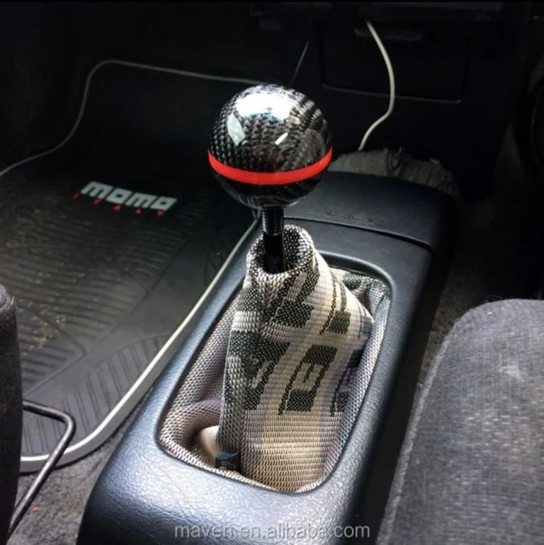 Mugen universal Carbon Fiber Gear Knob – Stylish 5-Speed Manual Car Accessory