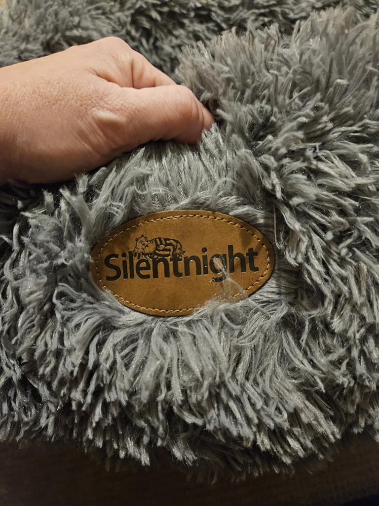 silent night dog bed 