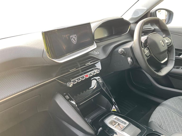  Peugeot E 208 50kwh Allure Hatchback 5dr Electric Auto 7.4kw Charger 136 Ps