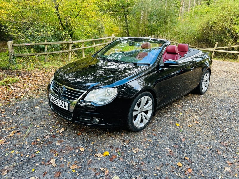 VW EOS AUTOMATIC CONVERTIBLE LOW MILEAGE £2650