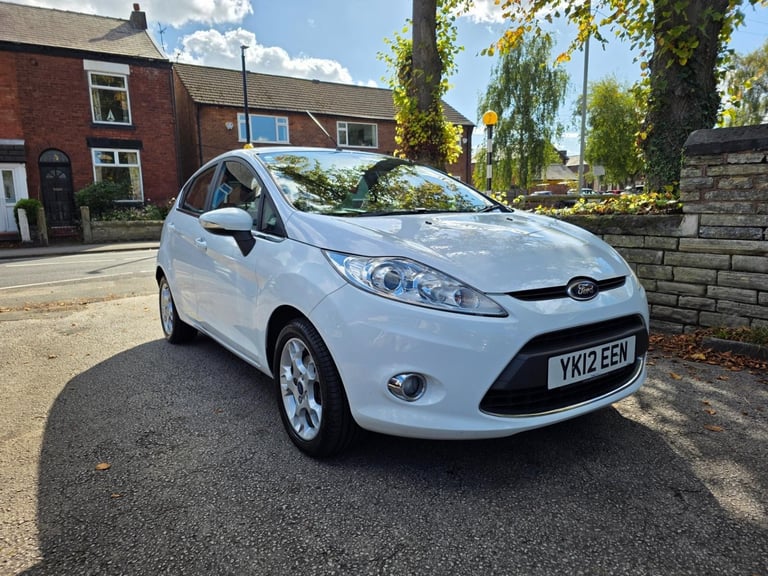 2012 Ford Fiesta 1.25 Zetec 5dr [82] HATCHBACK Petrol Manual