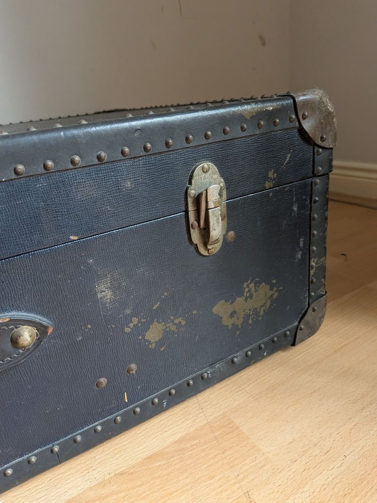 Antique WW1 Military Travelling Trunk Orderlee Suitcase Navy