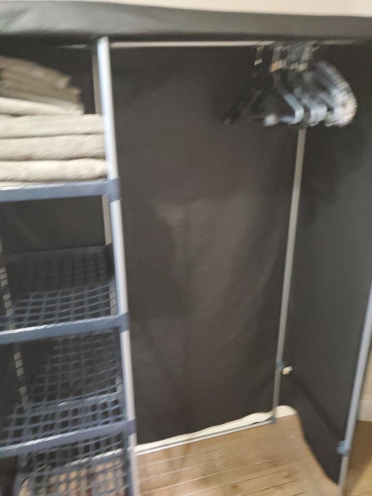 Full Ensuite Bedroom- Newcastle City Center-650PCM-All Bills Inc-No agents