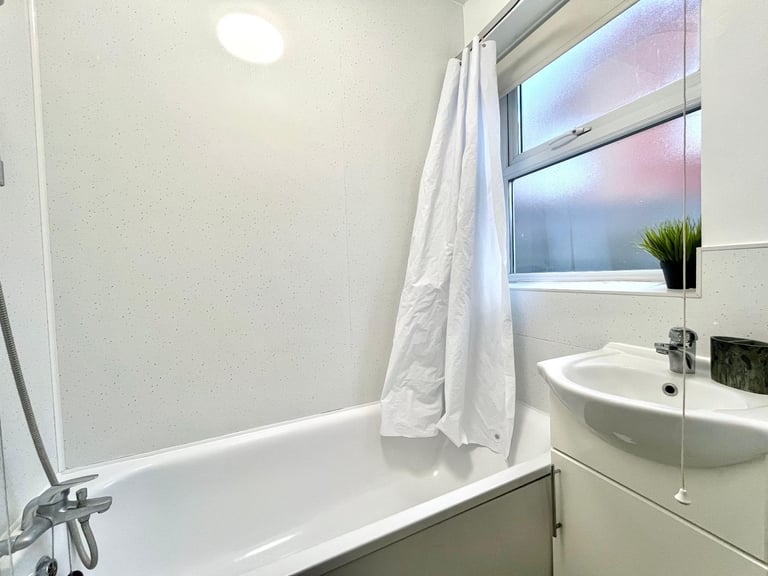 Ground Floor 1 bed flat to rent Gowan Road, Willesden Green NW10 Available Now