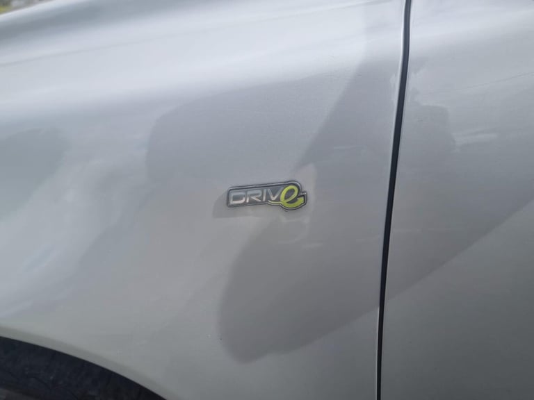 2009 Volvo V50 1.6D DRIVe SE Euro 4 5dr ESTATE Diesel Manual